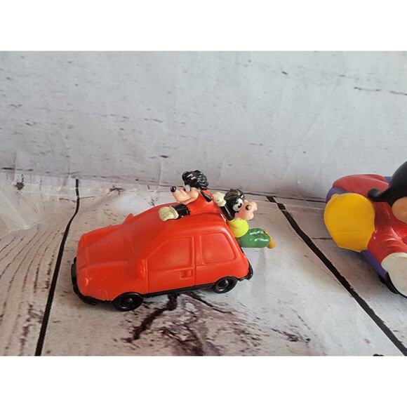 Burger King 1992 Disney's Goof Troop Figures Max PJ Goofy - Picture 4 of 8